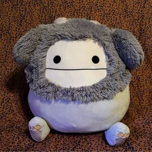 Squishmallows Evita the Bigfoot 20" 2022 Christmas Edition New With Tags